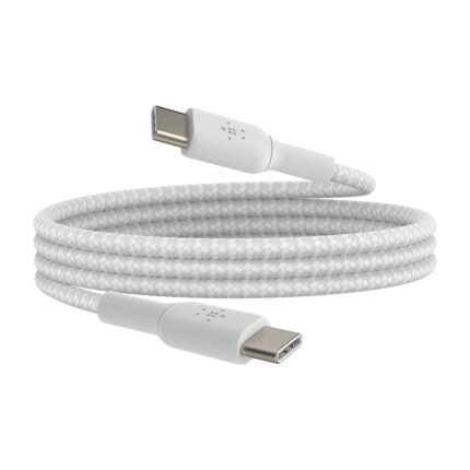 Câble tressé Belkin USB-C vers USB-C 60 W, 1 m : câble tressé blanc enroulé avec ses deux connecteurs USB-C