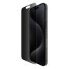 Protection d'écran Belkin Privacy iPhone 15 Pro Max : verre Privacy posé devant l'écran d'un iPhone Pro noir