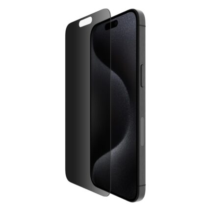 Promo-shop 30 Protection d'écran Belkin Privacy iPhone 15 Pro Max : verre Privacy posé devant l'écran d'un iPhone Pro noir