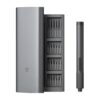 Kit de tournevis de précision électrique Xiaomi : coffret en aluminium gris ouvert sur ses 24 embouts rangés en quatre rangées, avec le tournevis électrique à côté